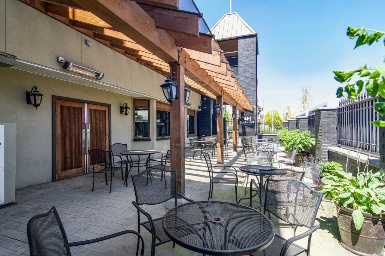Red Lion Inn & Suites アボッツフォード エクステリア 写真